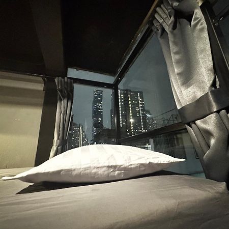 Stay At Pan Hostel Банкок Екстериор снимка