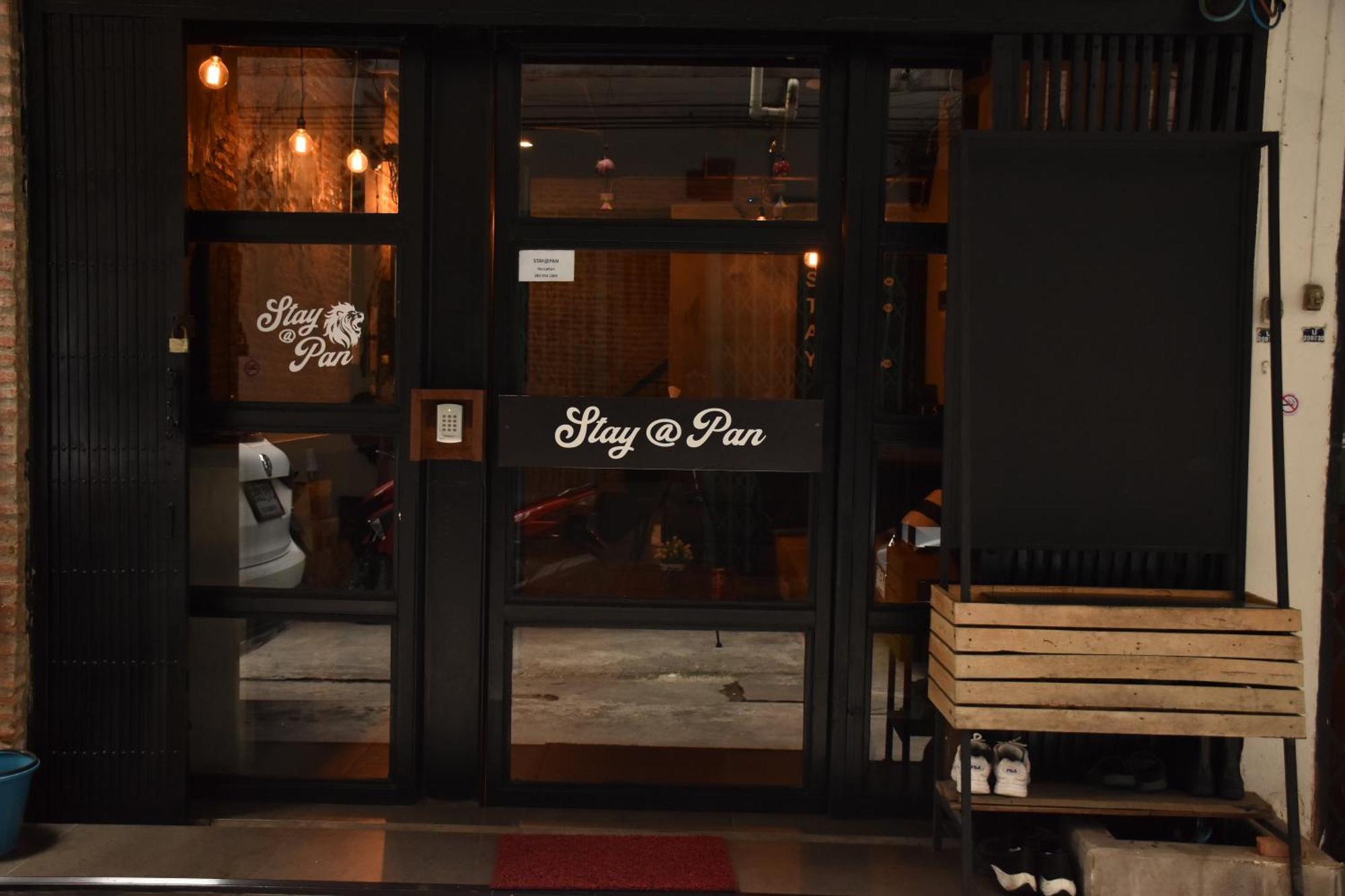 Stay At Pan Hostel Банкок Екстериор снимка